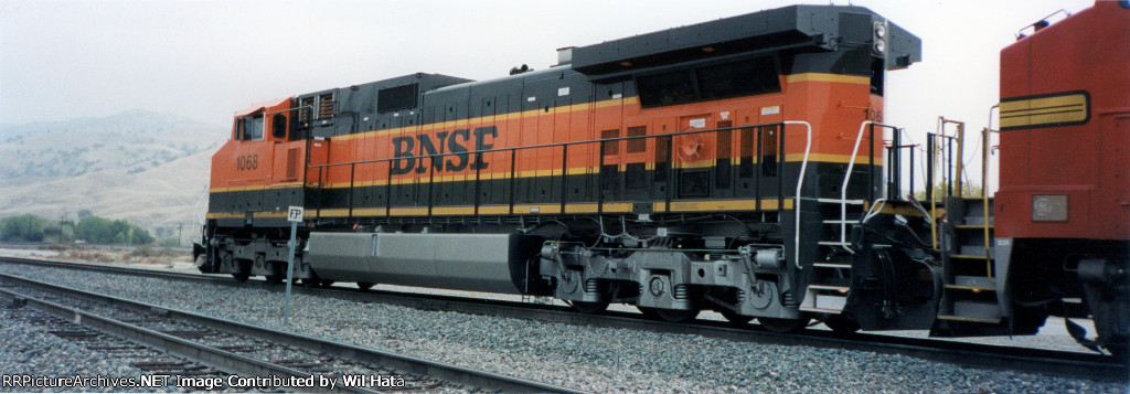 BNSF C44-9W 1068